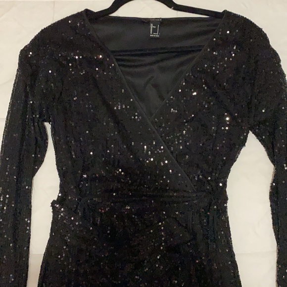 Black sequin wrap mini long sleeve dress - Picture 2 of 2